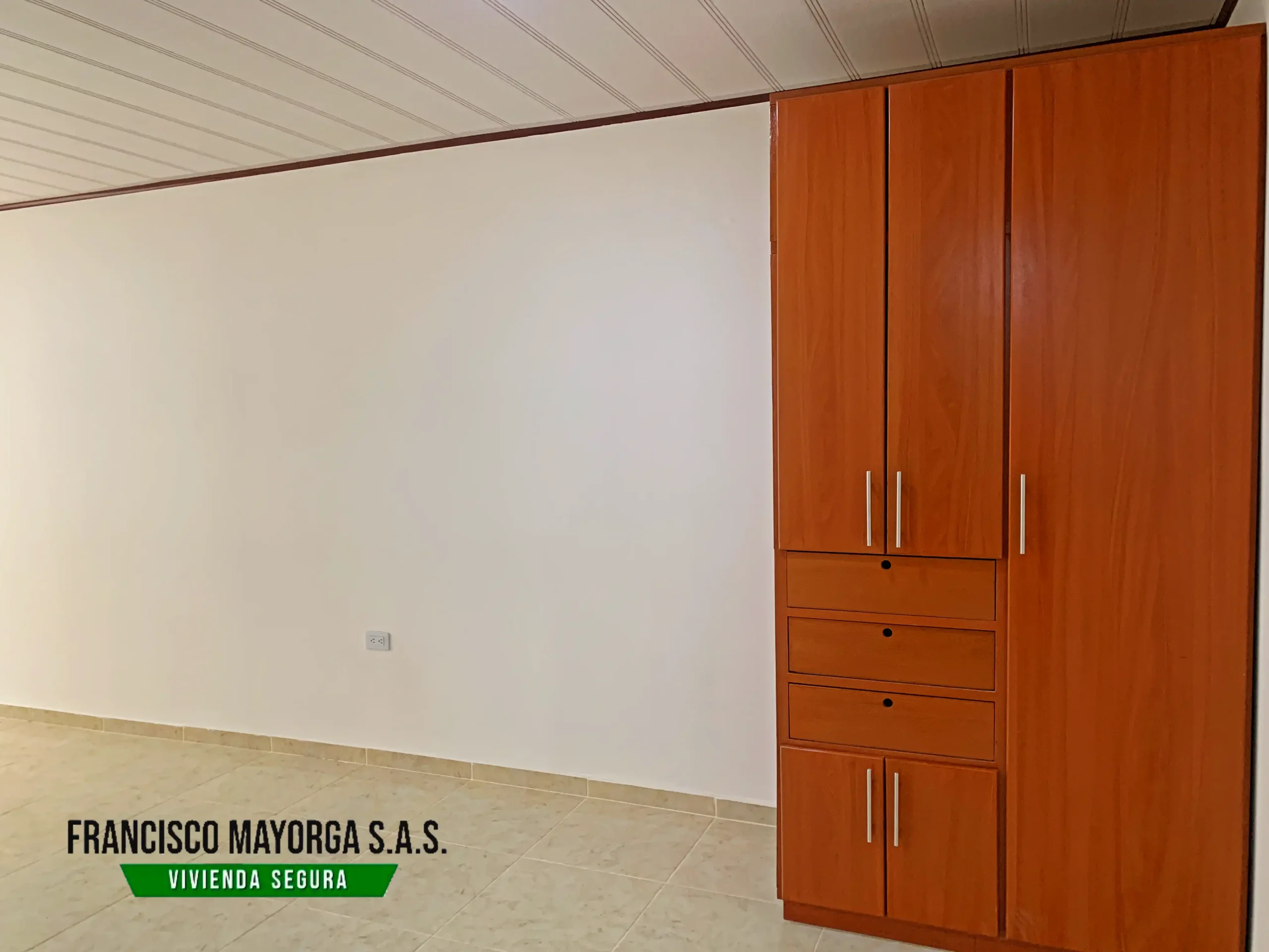 Balmoral - alcoba 1