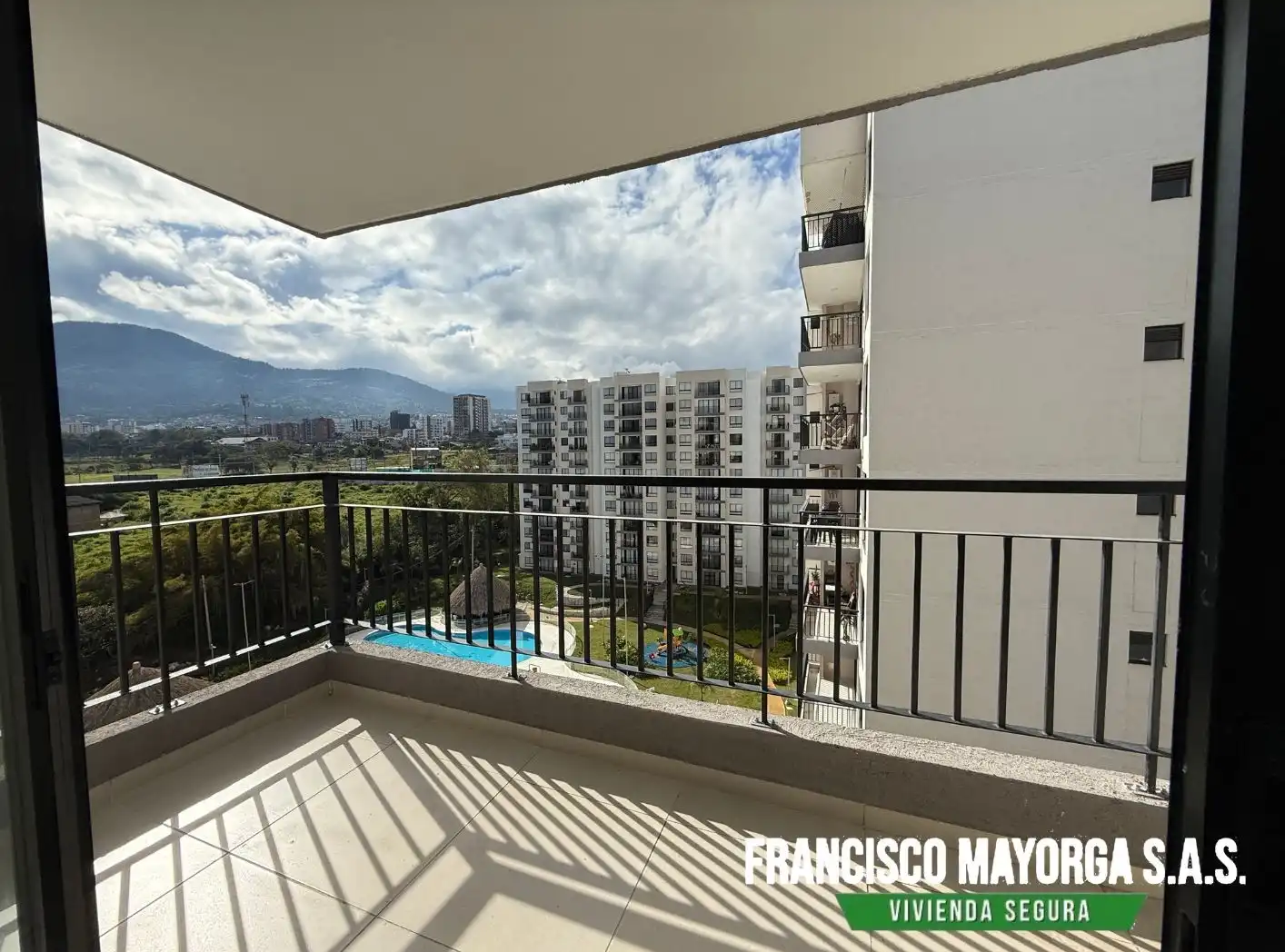 7 APARTAMENTO SAN PABLO LIRIOS